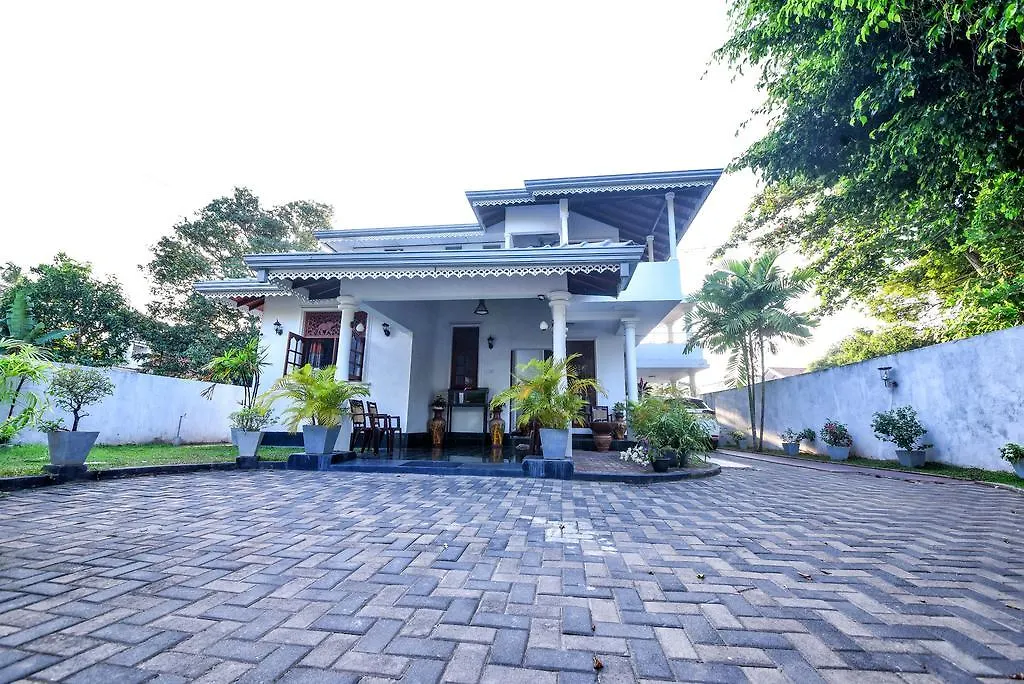 Asian Villa Negombo